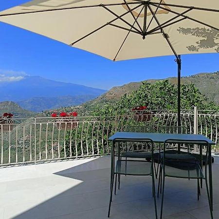 Stanza Mylai Etna View Apartment Castelmola Ngoại thất bức ảnh